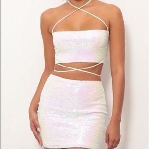 Eva Iridescent Sequin Set